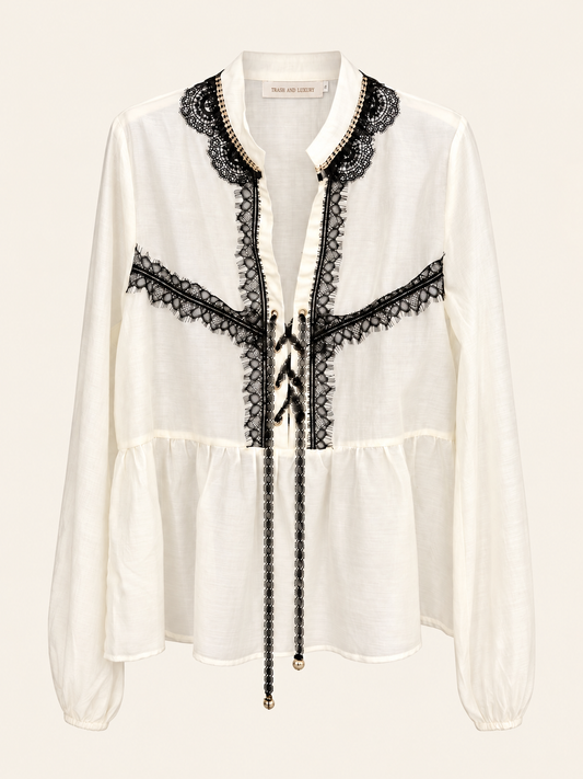 Trash and Luxury- Blusa con inserti in pizzo e pietre